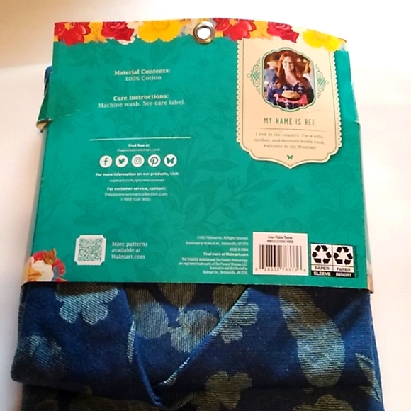 Nwt Pioneer Woman Table Runner - Picture 7 of 9